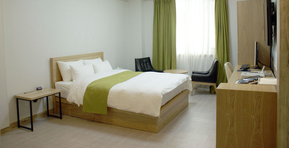 Y Ocean Hotel Yeosu Zewnętrze zdjęcie