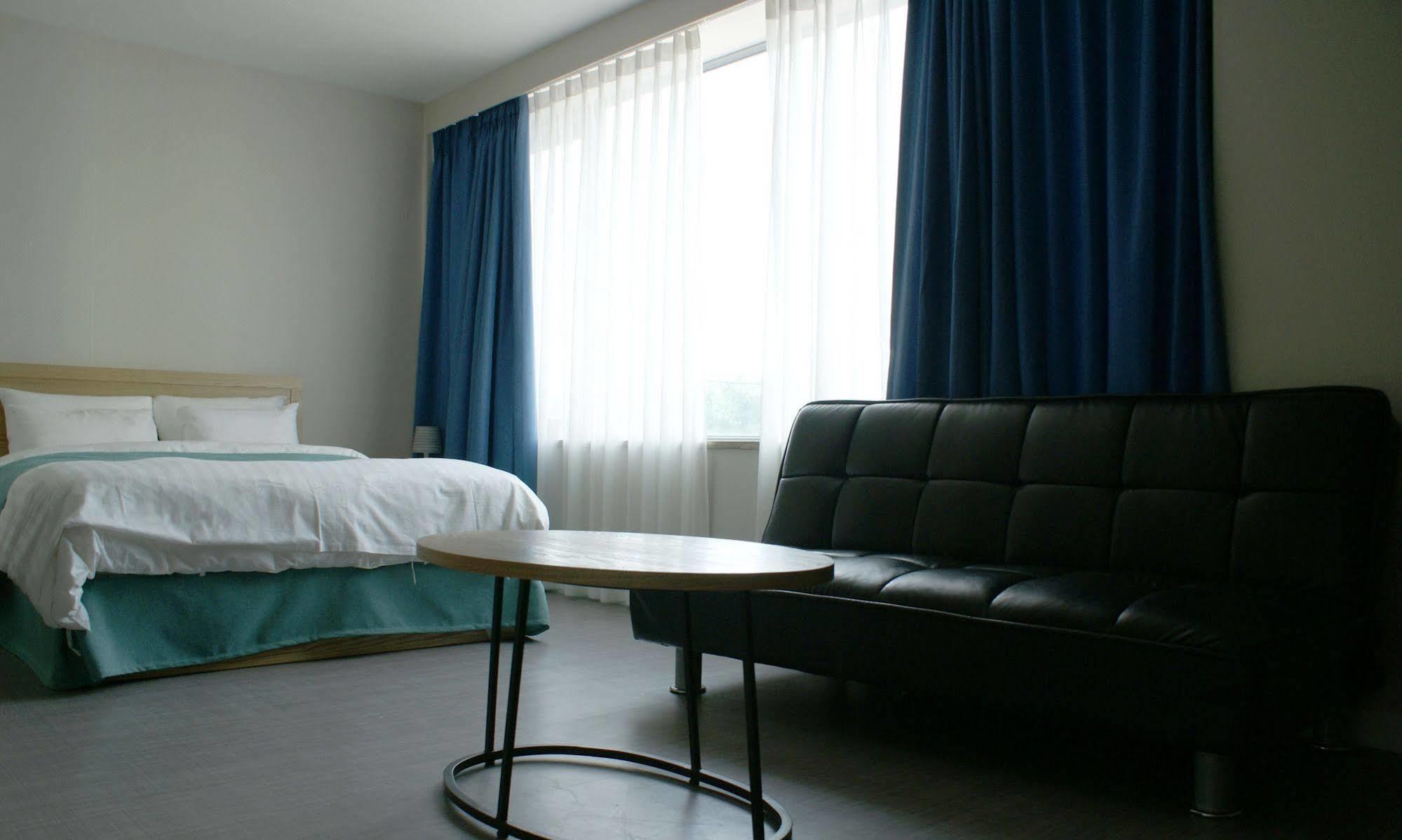 Y Ocean Hotel Yeosu Zewnętrze zdjęcie