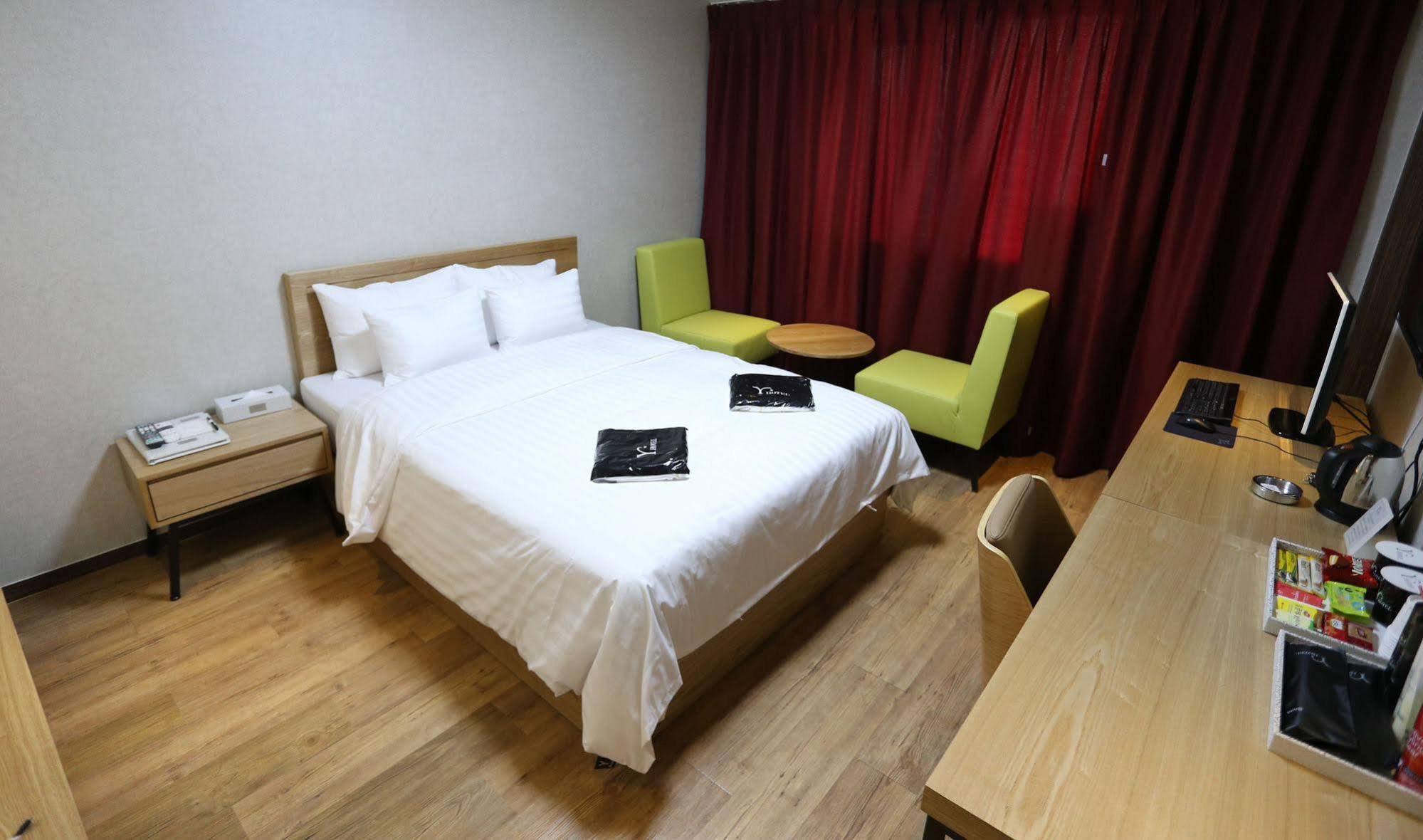 Y Ocean Hotel Yeosu Zewnętrze zdjęcie