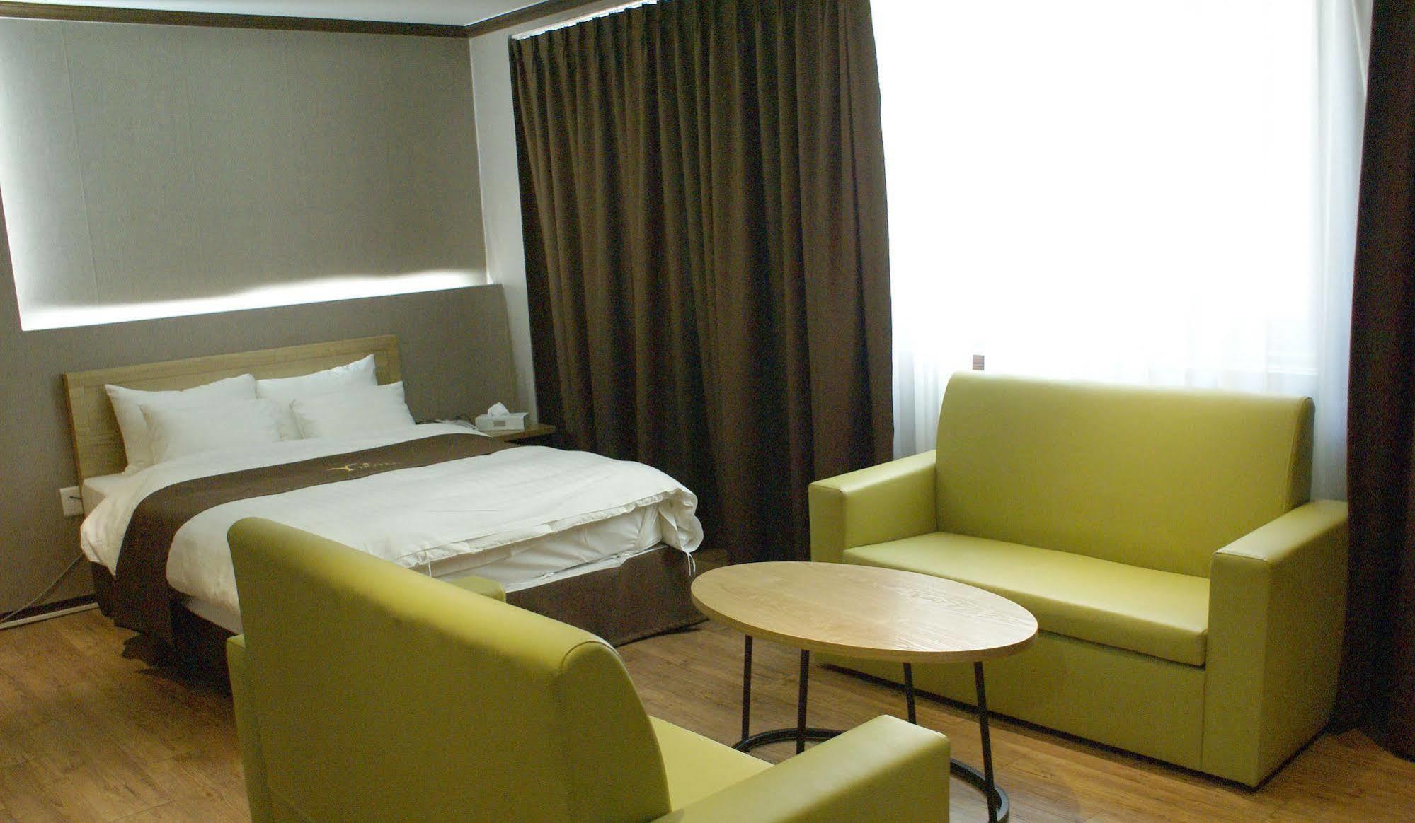 Y Ocean Hotel Yeosu Zewnętrze zdjęcie